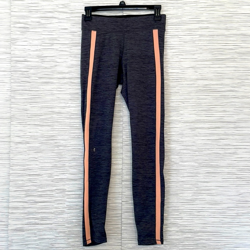 Lightly Worn Under Armour Heather Grey Workout Leggings